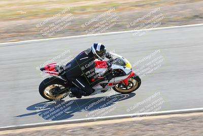 media/Feb-05-2023-Classic Track Day (Sun) [[c35aca4a42]]/Group 2/session 1 turn 9/